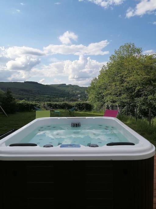 Le Belvedere Mouxois, Spa Privatif, Vue Morvan Esterno foto